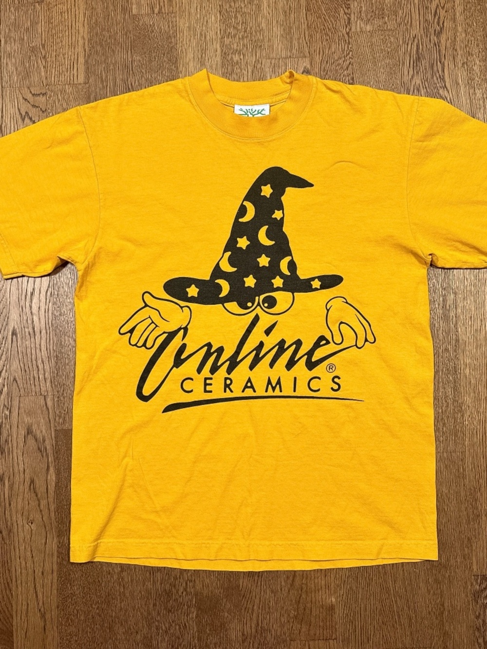 Online Ceramics AOL Wizard Parody Yellow Short Sleeve Cotton T Shirt Mens Small